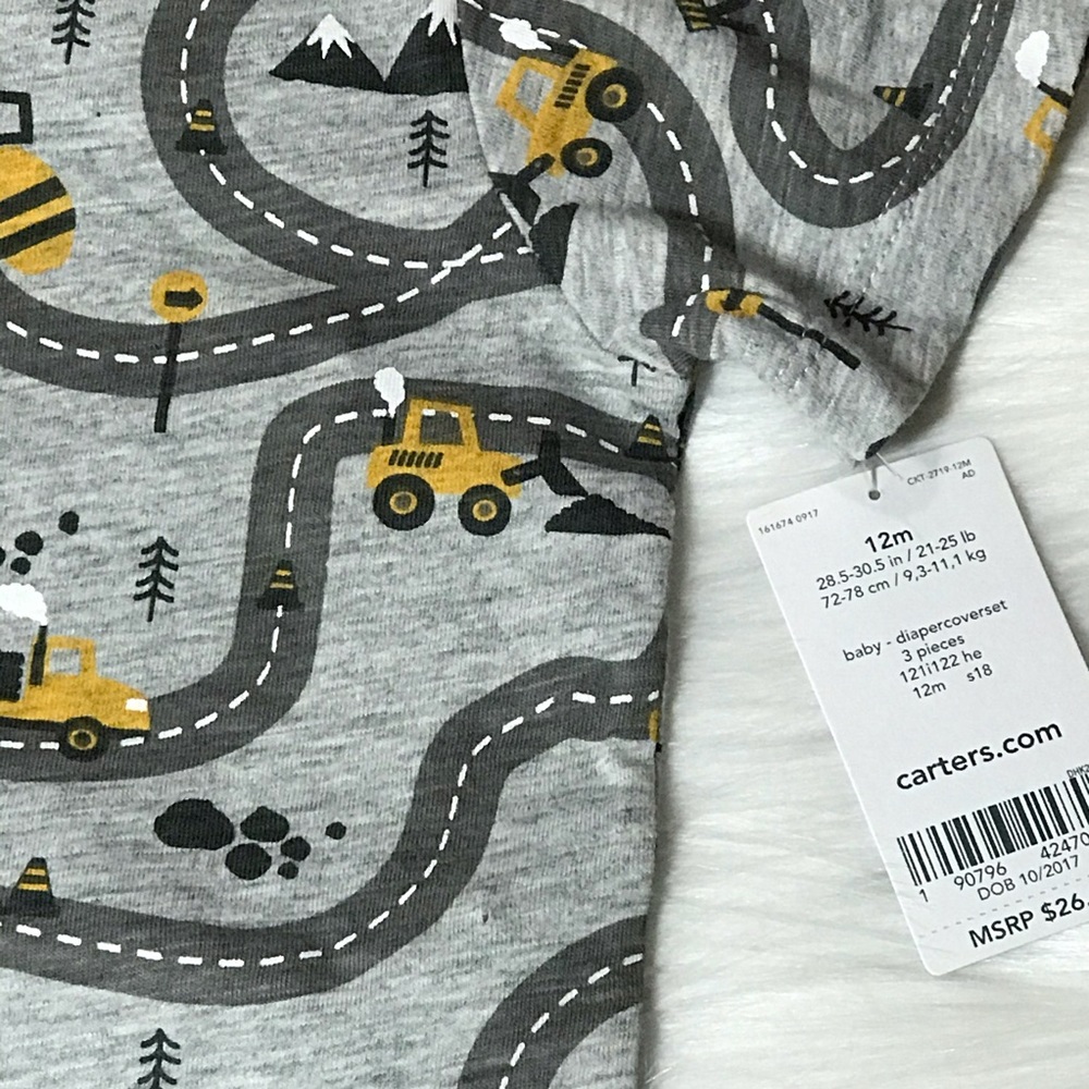 Carters Top and Shorts Set 12 months NWT - Picture 2 of 2